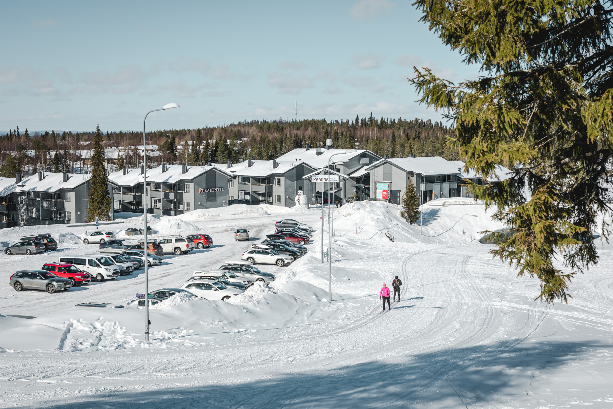 Ski-Inn RukaTonttu43 